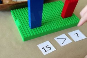 Juegos matemáticos con materiales de la sala
